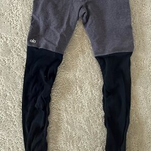 ALO Goddess Leggings Large Yoga Gray Black Colorblock
